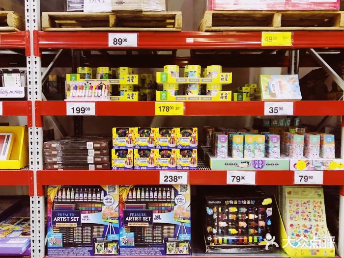 山姆會員商店(龍崗店)文具用品零售深度觀察 倉儲式購物的新選擇